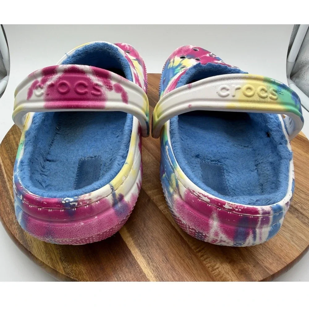 Crocs Classic‎ Lined Tie Dye Clogs Men's 7/Women's 9 Blue Faux Fur Fuzzy Slides